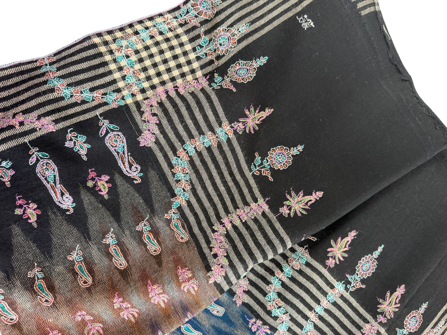 Black Pure Pashmina Shawl with Sozni Embroidered Paisley & Floral Jaal